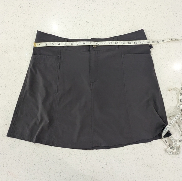L.L.Bean Woman Dark Gray Performance Active Mini Skirt Skort Tennis Fitness 12 - Picture 4 of 12